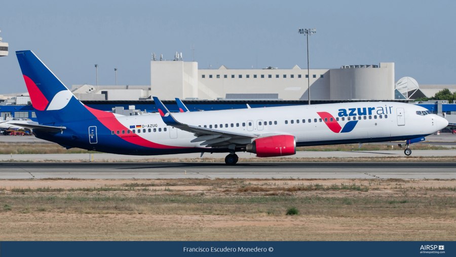 Боинг 737 900