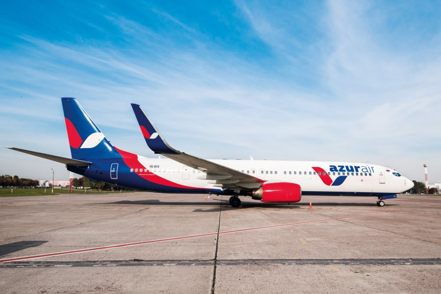 737-900er Azur Air