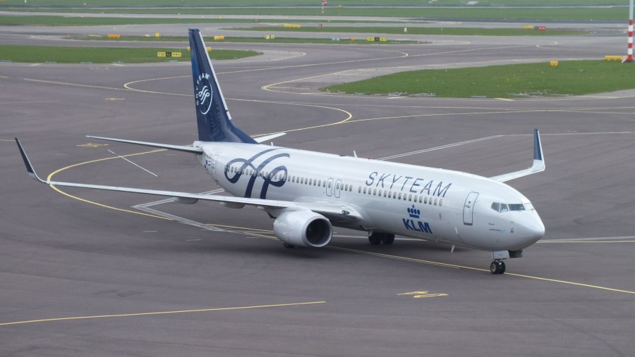 Боинг 737-900