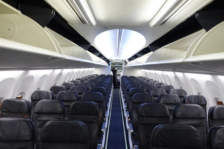 Сидения Boeing 737-900