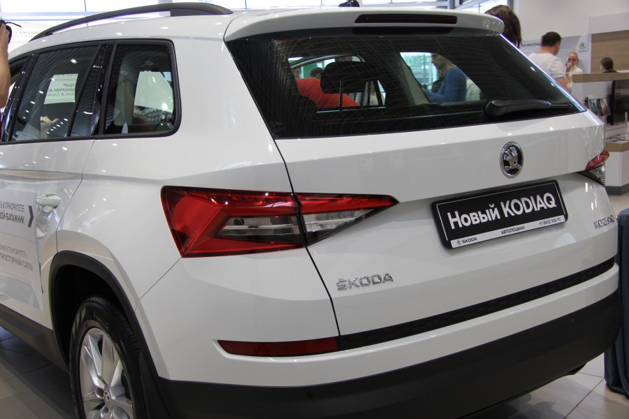 Шкода Кодиак Sportline белый