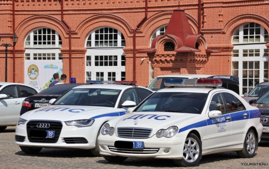 Полиция Питер Audi a6