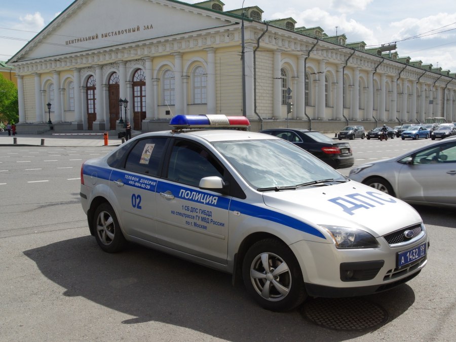 Машины полиции России