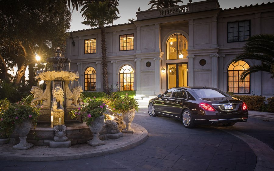 Mercedes Benz w222 Maybach House