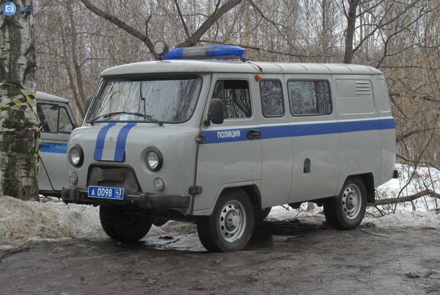 УАЗ полицейский 3909
