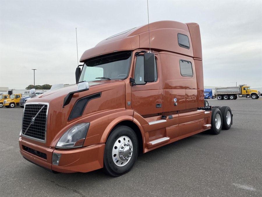 Volvo VNL 760