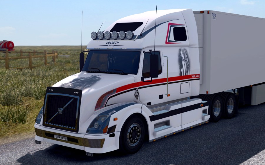 Грузовик Volvo VNL 780