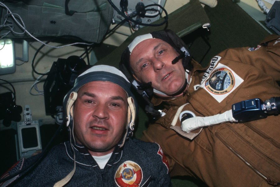 Экспериментальный полет Союз Аполлон 1975