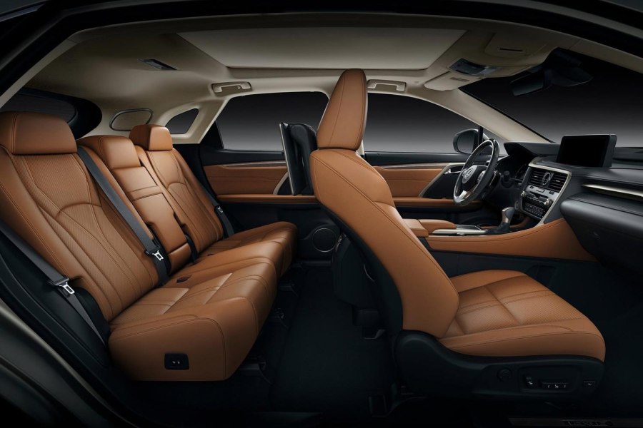 Lexus RX 2020 салон