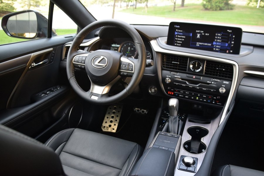 Lexus RX 2020 Interior