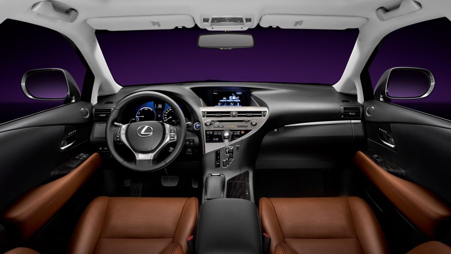 Lexus rx450h 2012 салон
