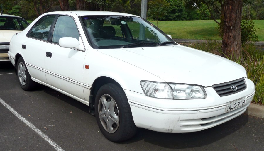 Toyota Camry 20
