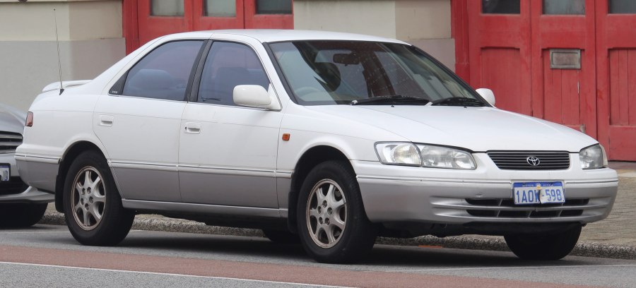 Toyota Camry 1996 sedan