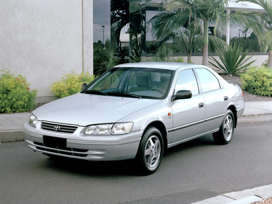 Toyota Camry xv20