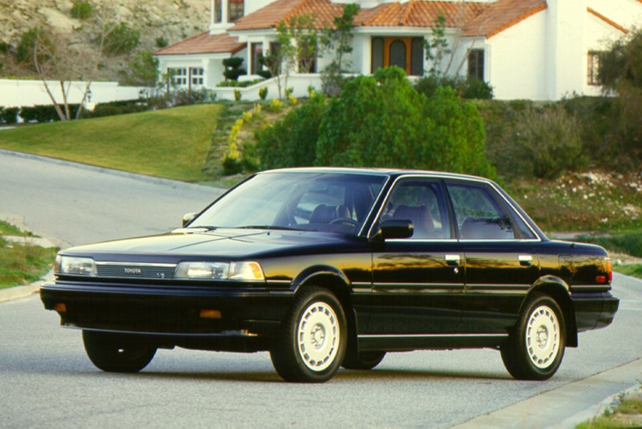 Toyota Camry 20 ZX