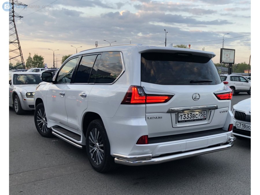 Lexus LX 750h