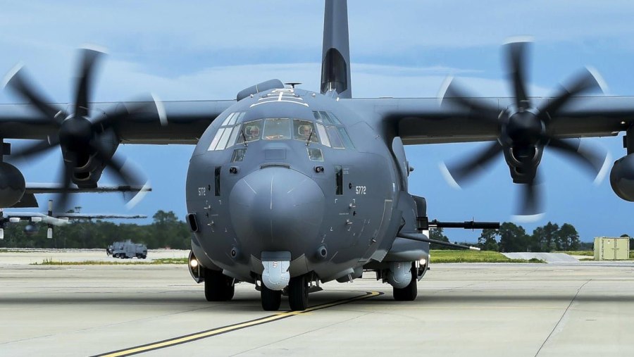 Самолет AC-130 Геркулес