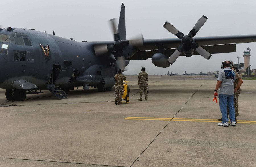 Самолет ac130 Израиль