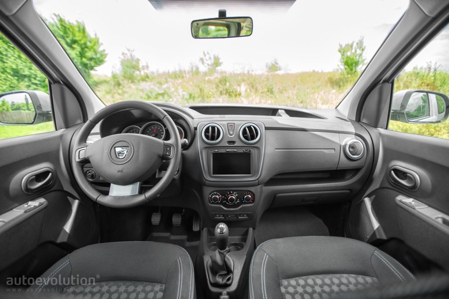 Renault Dokker Stepway салон