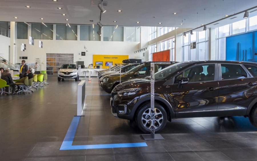 Дилерский центр Renault в Гамбурге