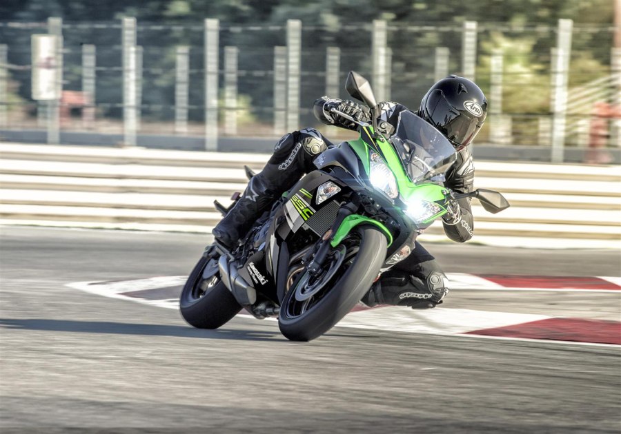 Кавасаки Ninja 650 2020