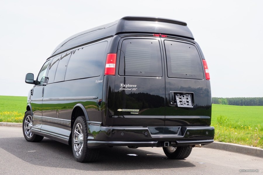 GMC Savana 2021