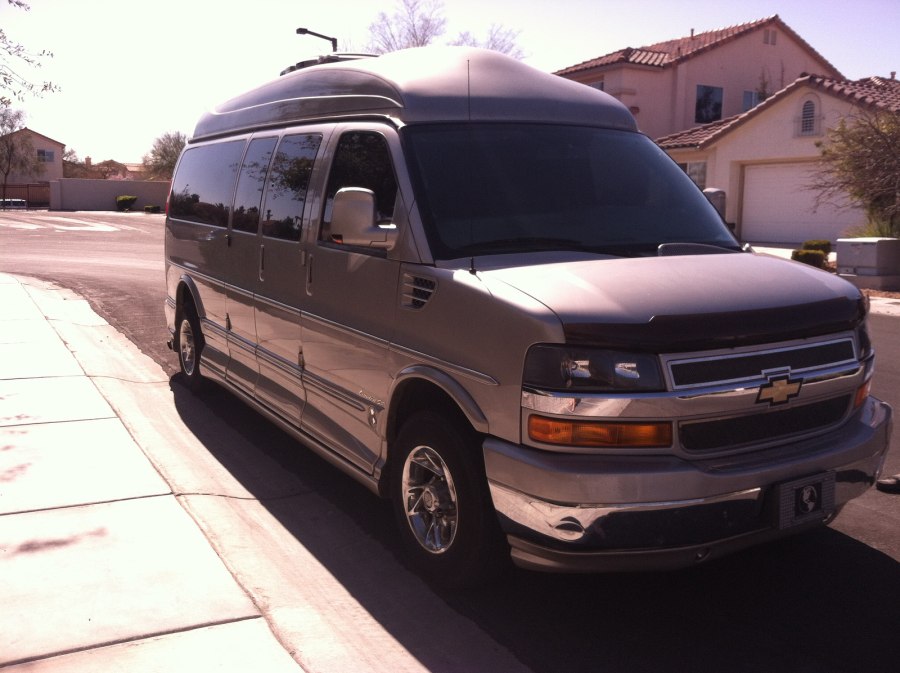 Chevrolet Express GMC Savana 2020