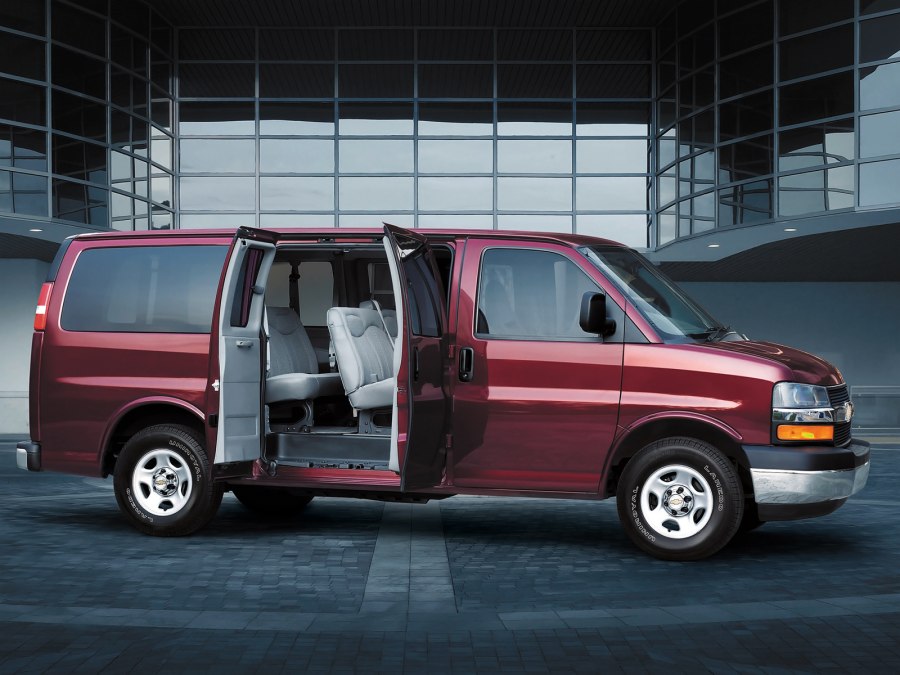 Chevrolet Express 2001
