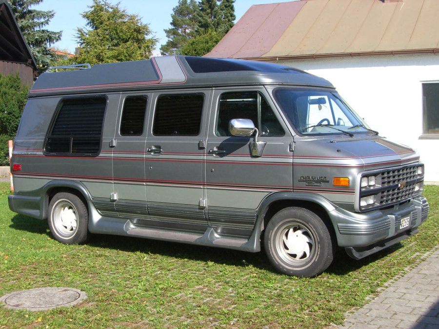 Chevrolet Express 1996 - 2002
