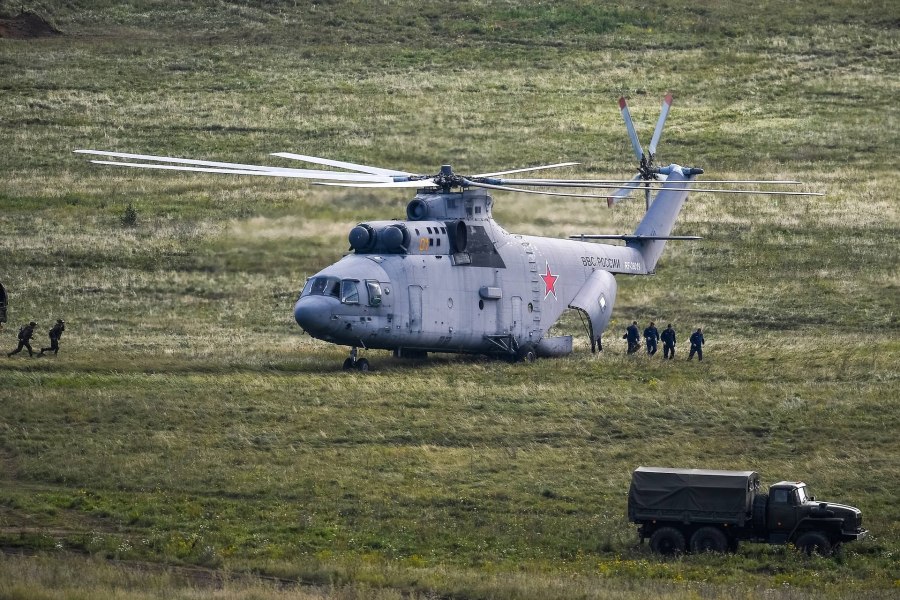 Вертолет корова ми-26