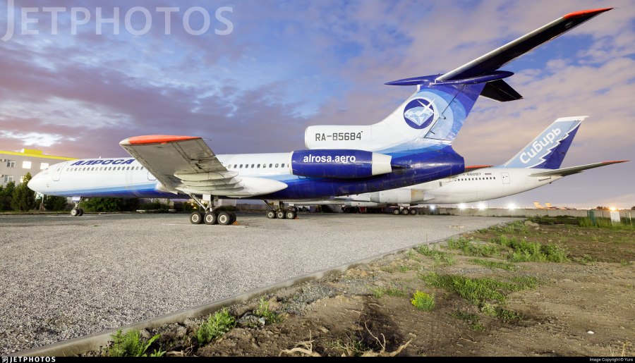 Боинг 727 100