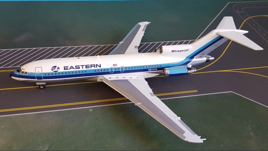 Боинг 727 дом в лесу