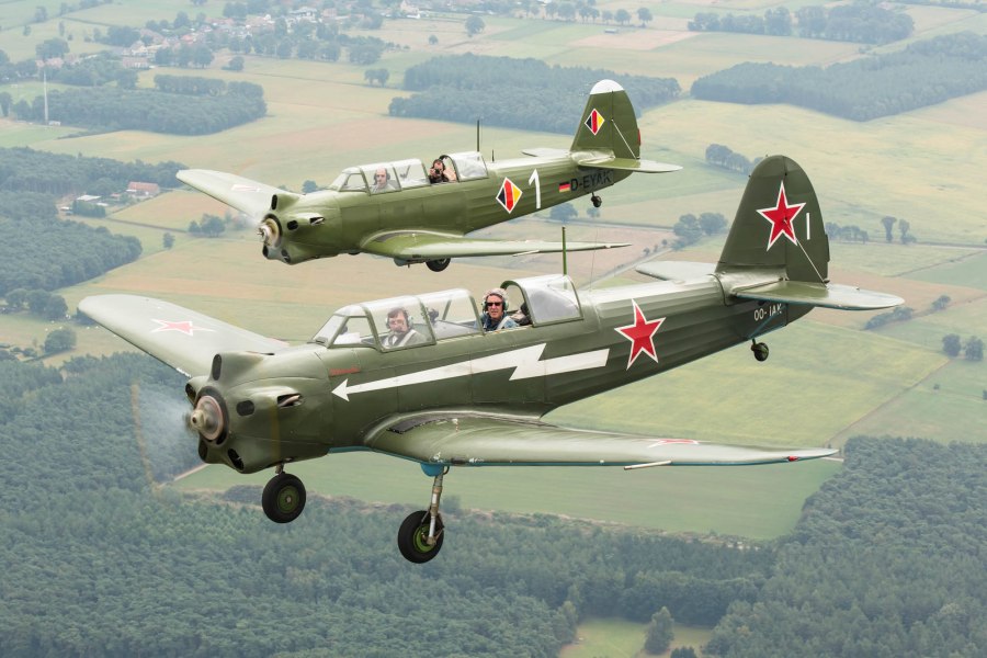 Як-152 шасси