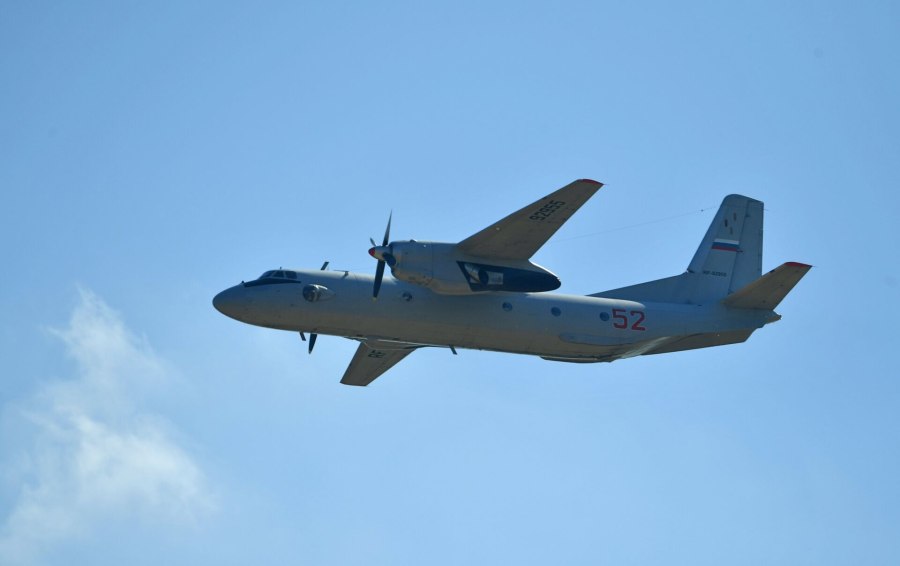 АН-26 россиский военно-транспортный самолёт