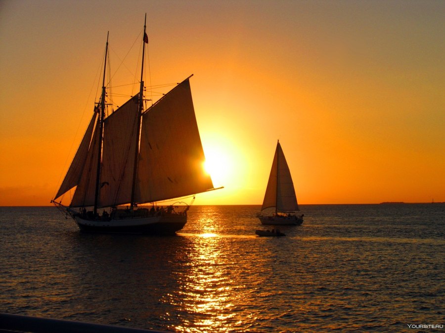 Море закат корабль