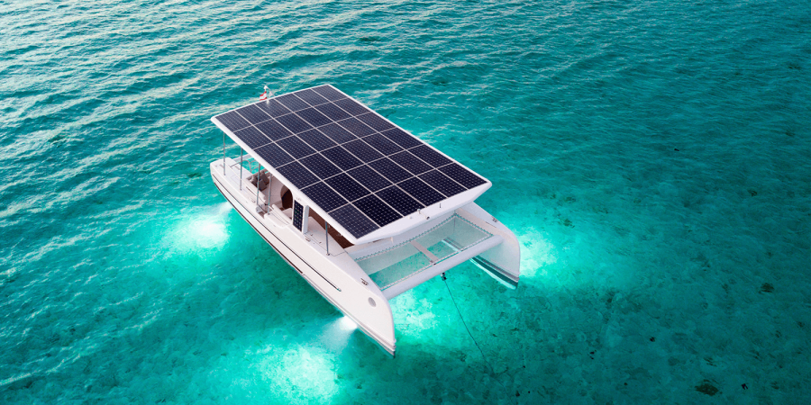 Solar Power катамаран