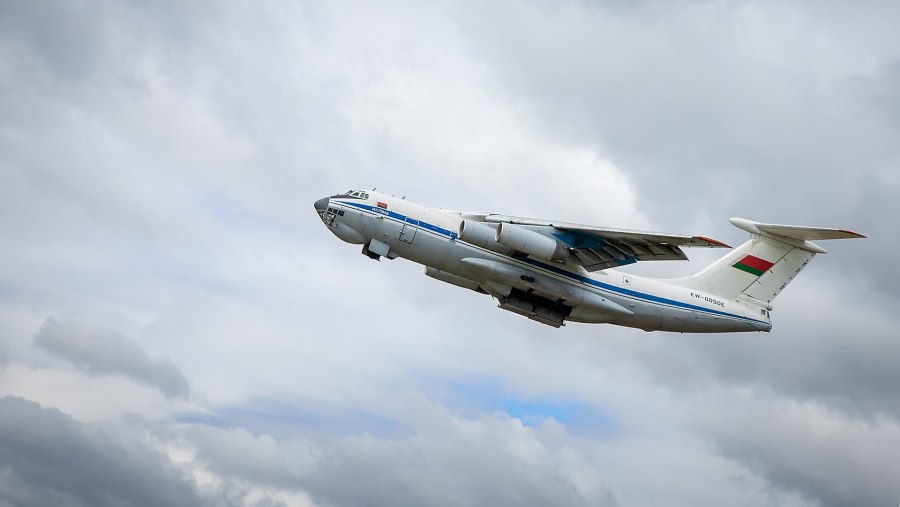 Самолет ил 76