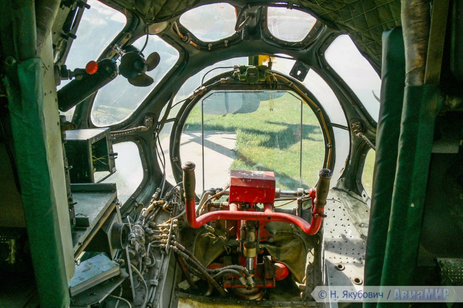 Ми-2 вертолёт