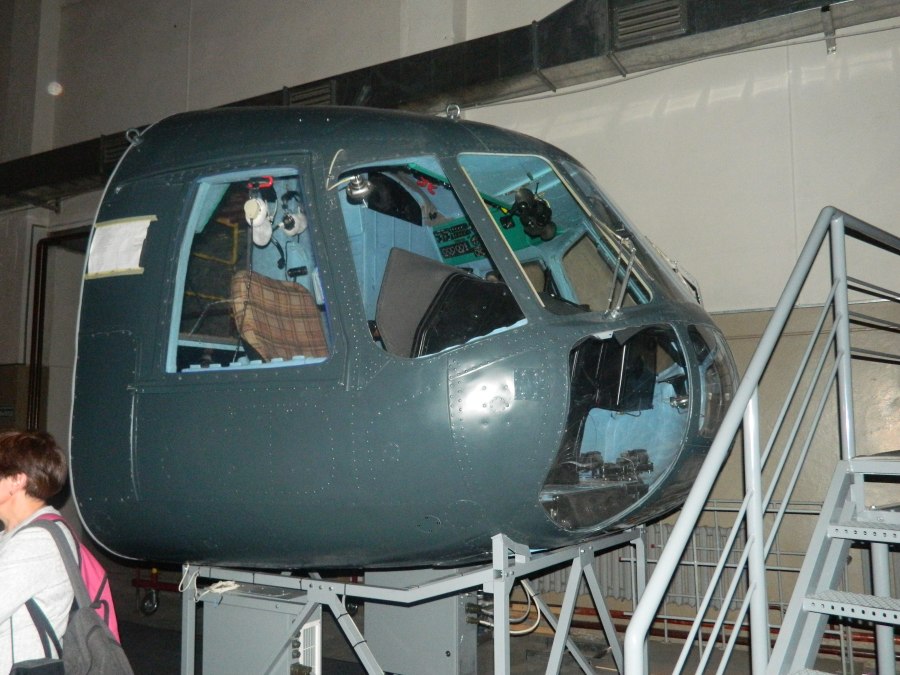 Приборная панель вертолета ми-2