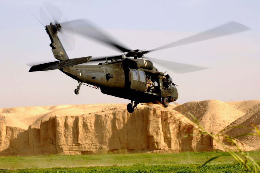 HH 60 Black Hawk