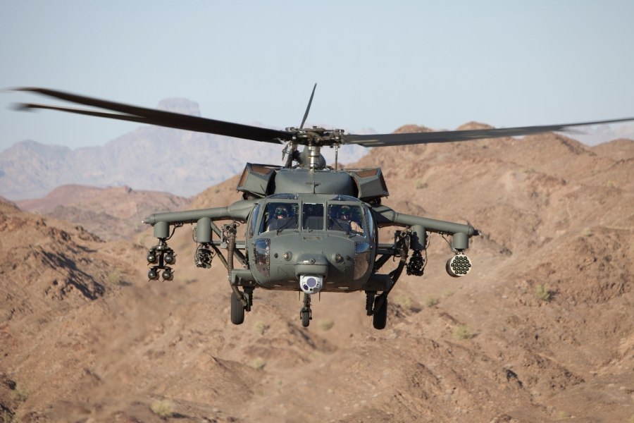 Вертолёт uh-60 Black Hawk