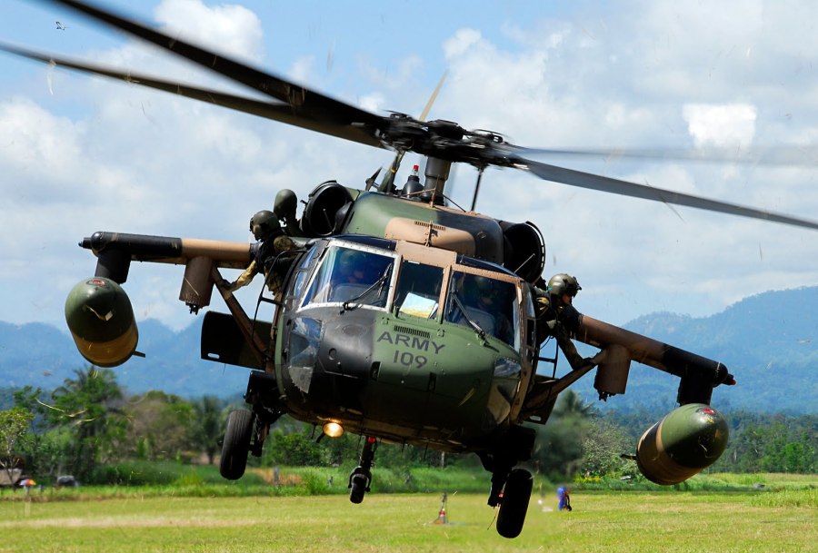 Sikorsky uh-60 Black Hawk