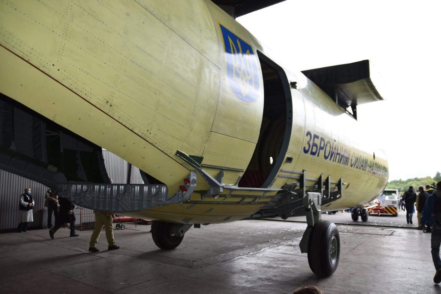 Новый украинский самолёт АН-178