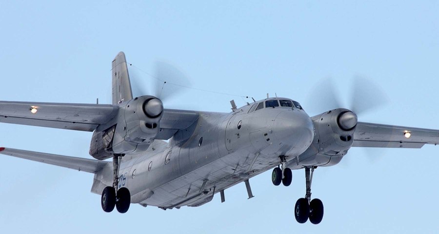 Военный транспортный самолет АН-26
