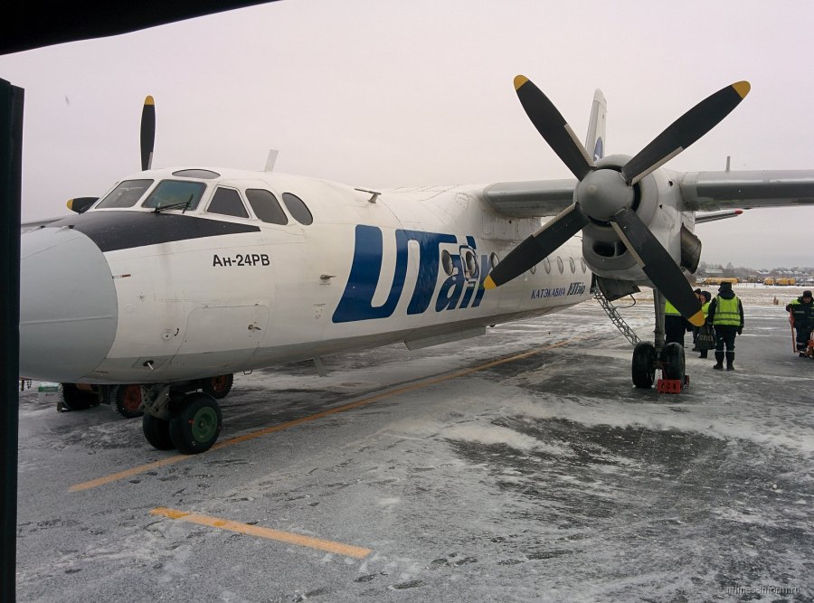 Самолет ан24 Комиавиатранс