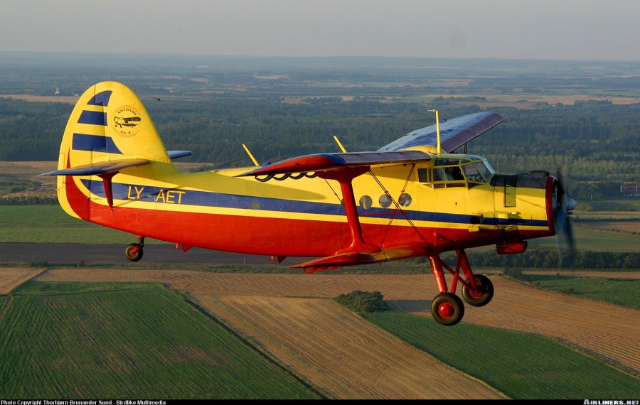 АН 2 кокпит
