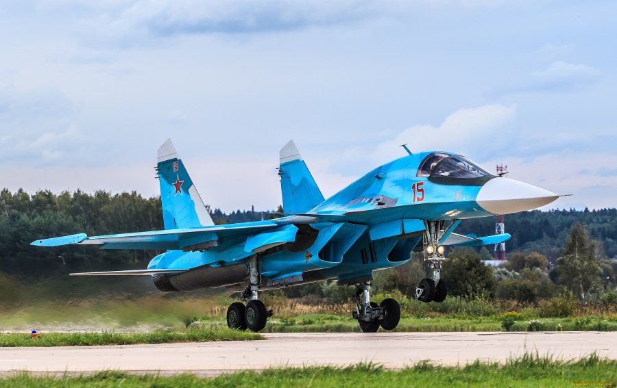 Су-34 сверхзвуковой самолёт