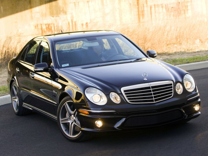 Mercedes e class w211