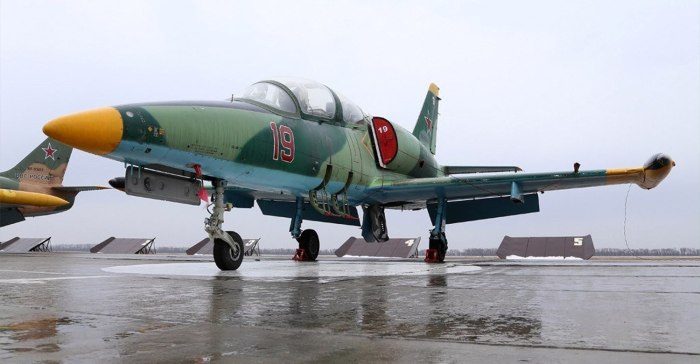 Самолет чешский л 39