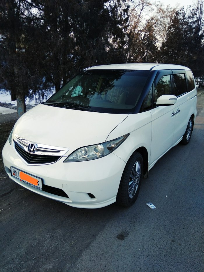Honda Minivan 2005